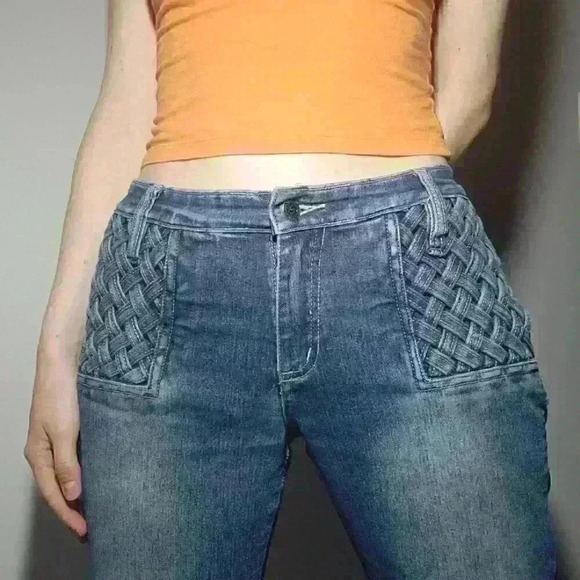 Vintage Y2K faded flared jeans with braid details ✦ mid rise ✦ medium wash - Picture 4 of 16